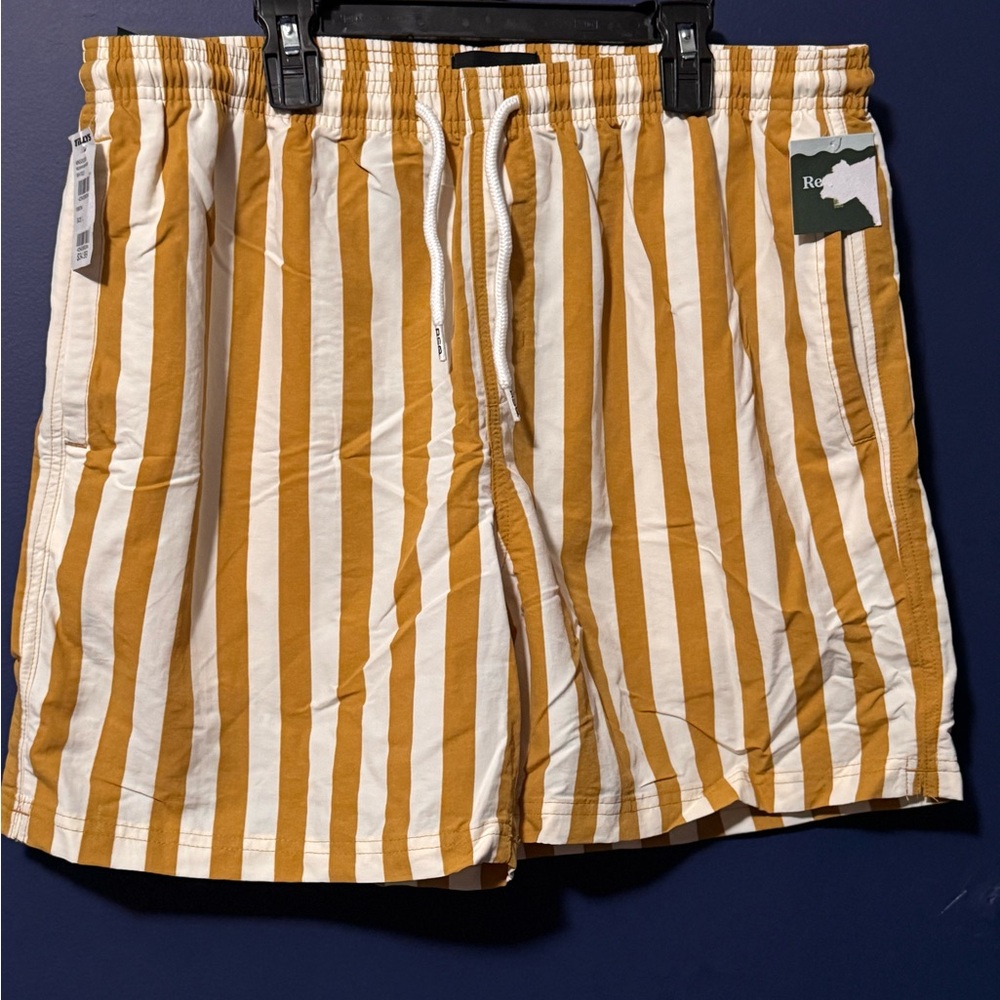 Tilly's Men's Mustard and White Striped Shorts Quick-Dry RSQ Large NWT